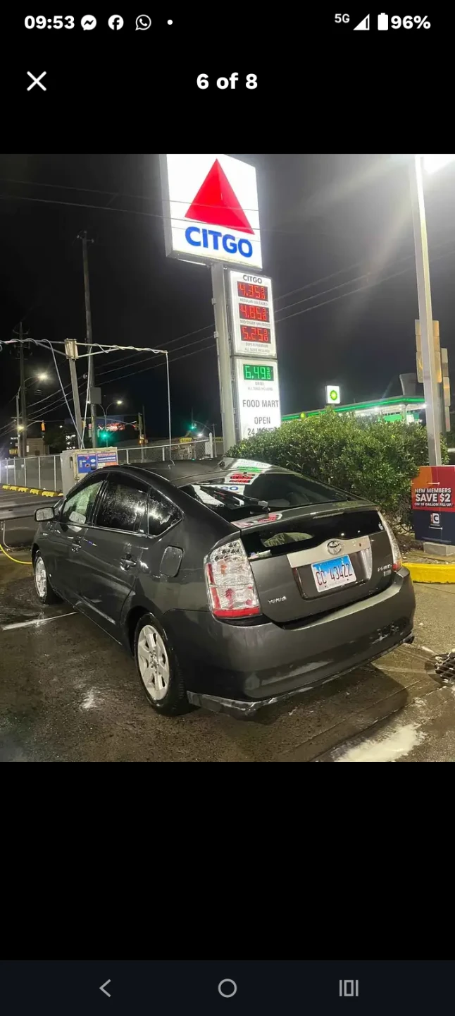 Toyota Prius Hybrid - photo 3