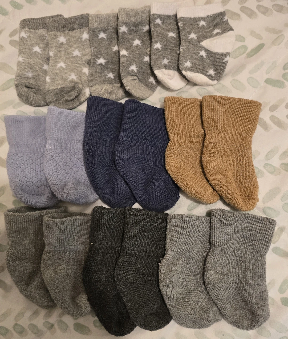Large Collection of Baby Socks - photo 2