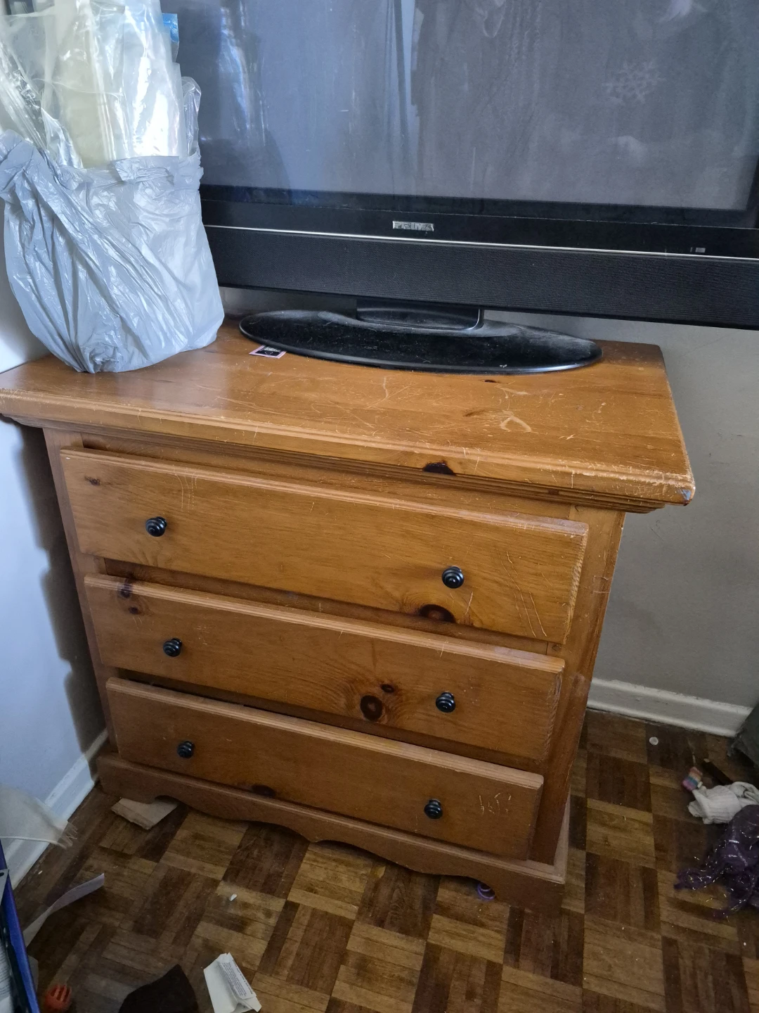 Three-Drawer Wooden Chest - photo 4
