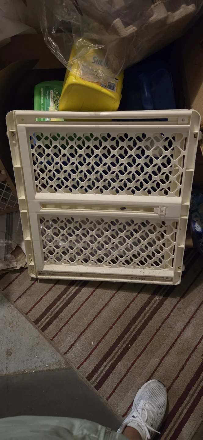 Plastic Baby Gate - photo 2
