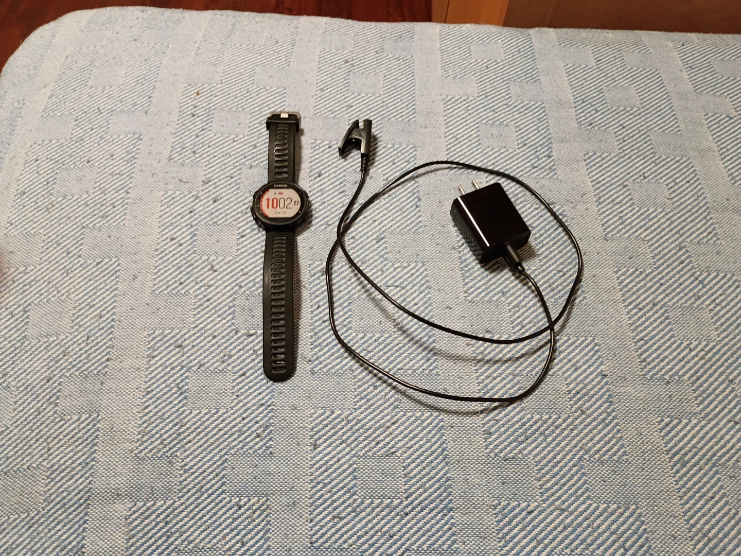 Garmin Forerunner 735 XT Runners Watch w/ charger.