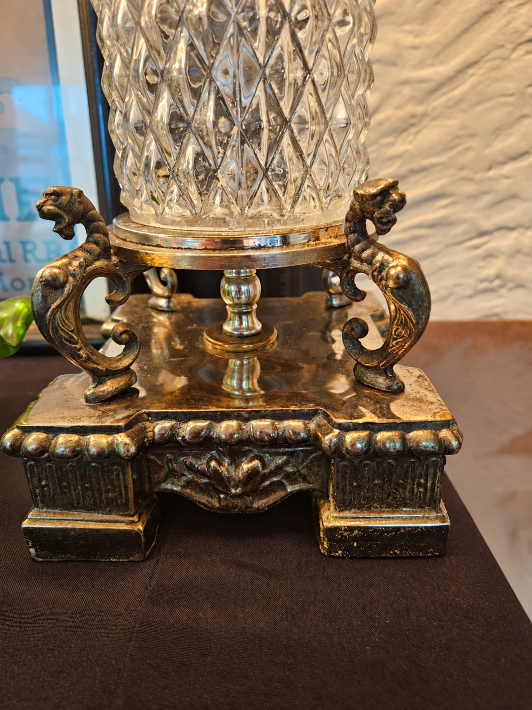 Two Hollywood Regency Vintage Crystal Brass Table Lamps - photo 5