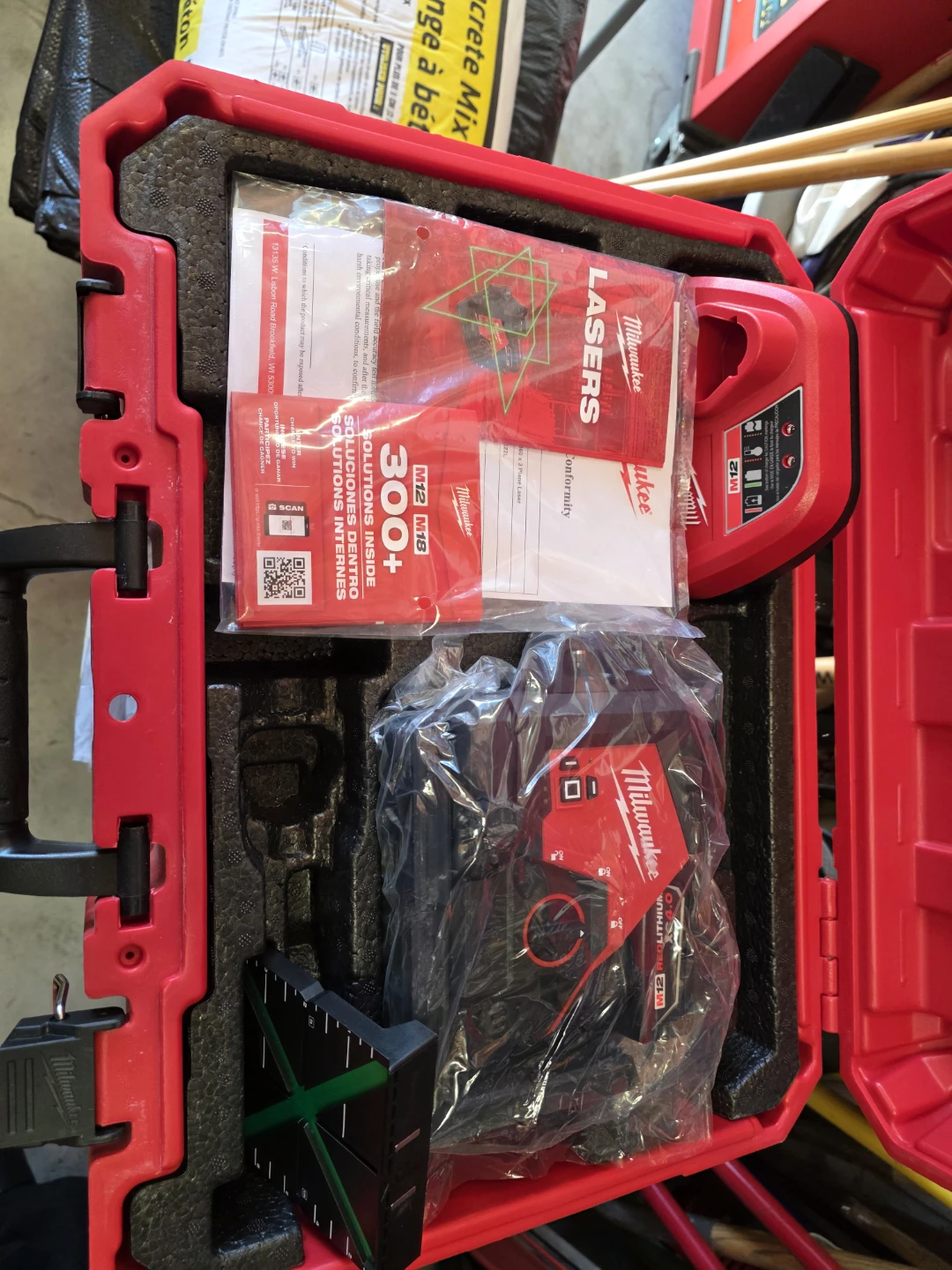 Milwaukee M12 Laser Kit - photo 5