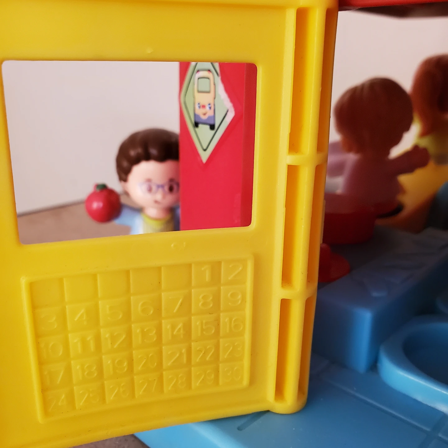 Fisher-Price Little People School Playset and Bus - photo 5