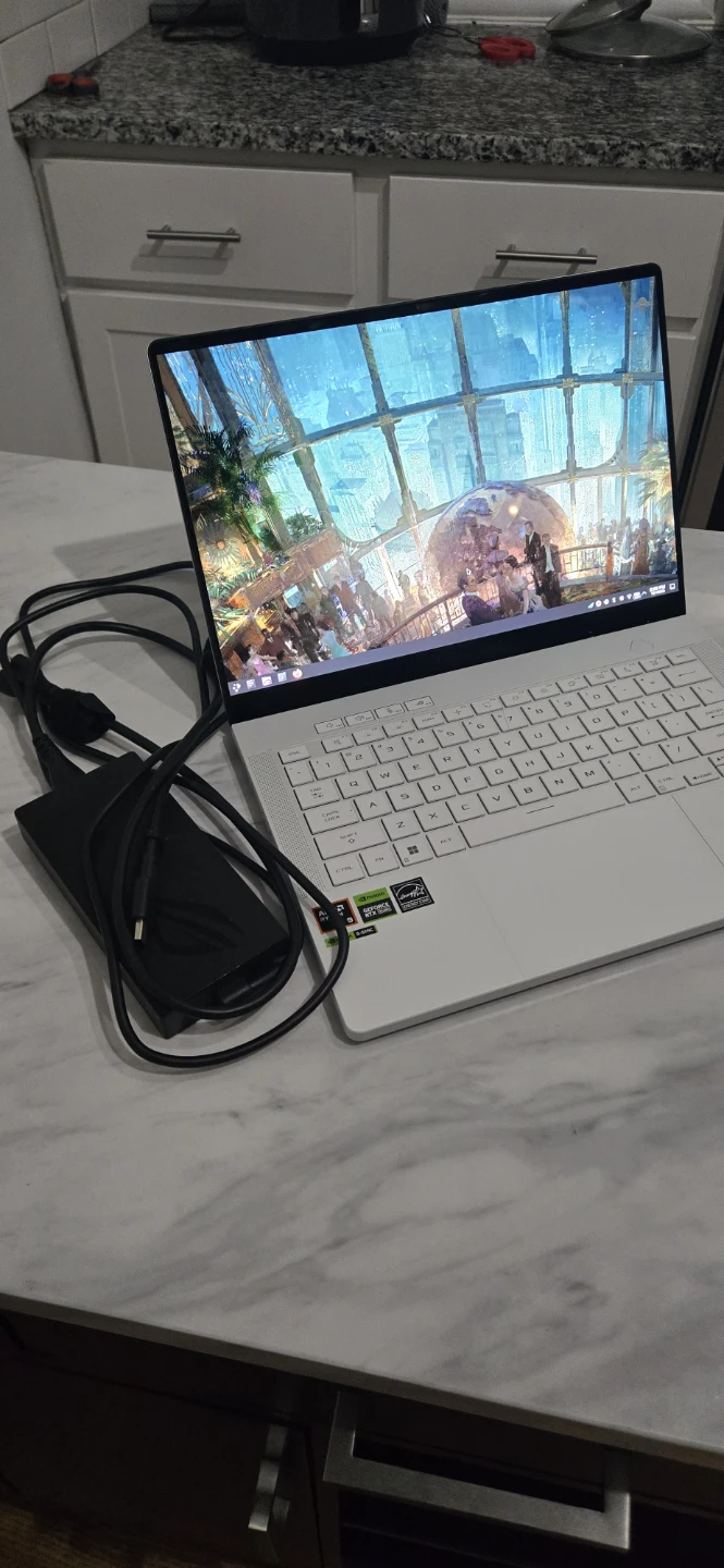 ASUS ROG G14 14" Ryzen 8945HS RTX 4060 16GB ram 1TB SSD