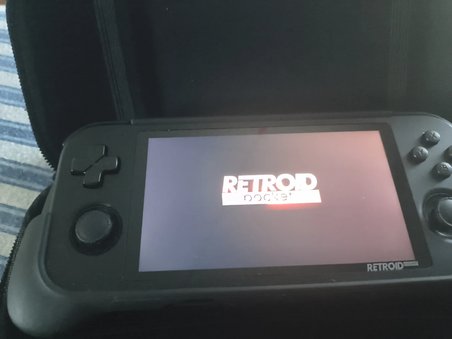 Retroid Pocket 3+ Handheld Console - photo 2