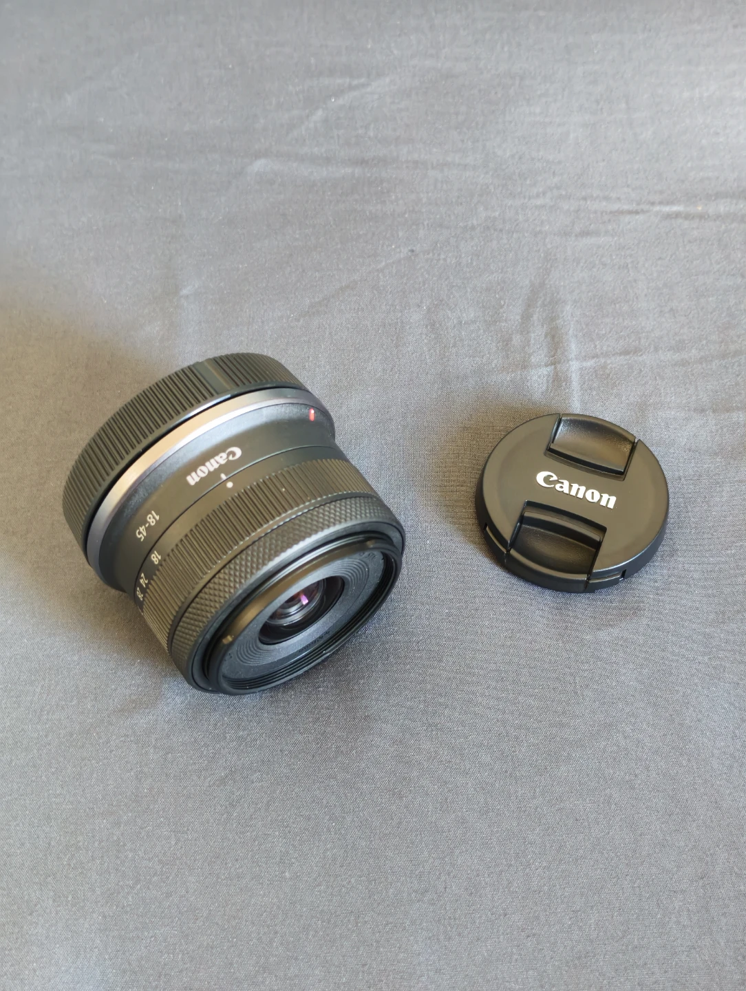 Canon RF 18-45mm lens kit
