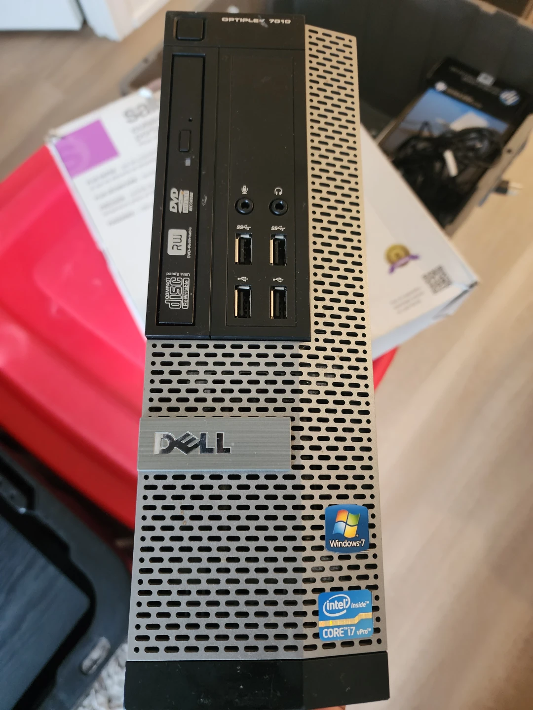 Dell OptiPlex 7010 SFF Desktop Computer