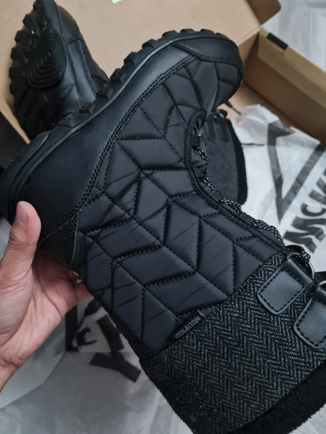 McKinley Waterproof Winter Boots Size 7 - photo 2