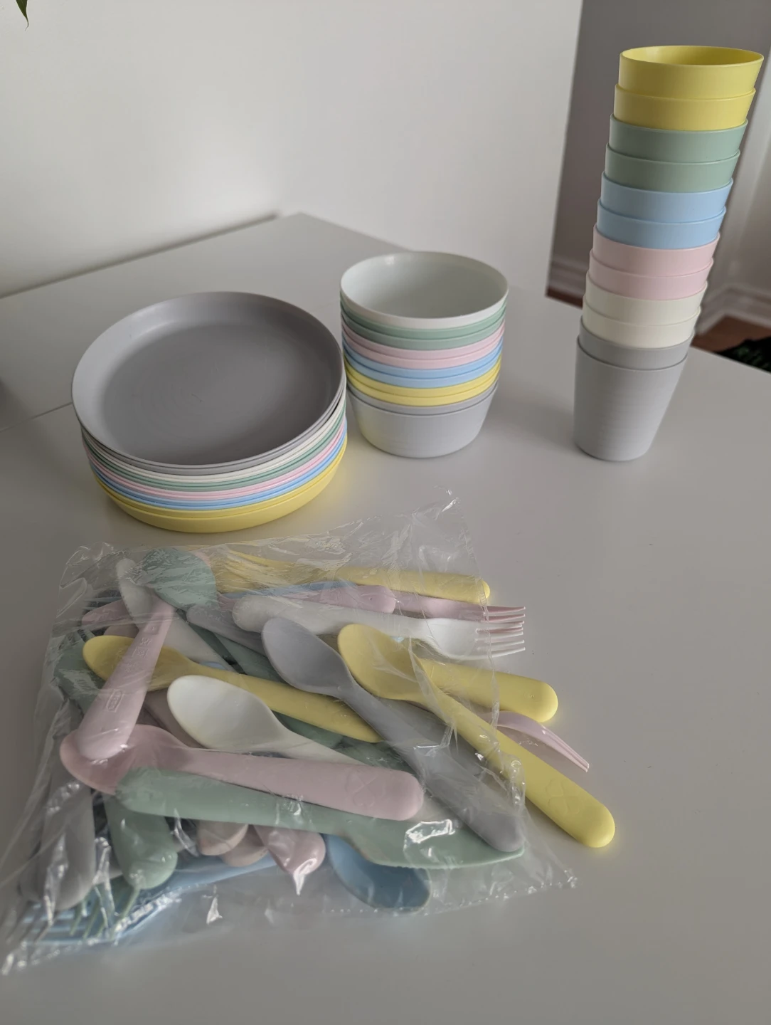 2 IKEA KALAS Children's Dinnerware Sets