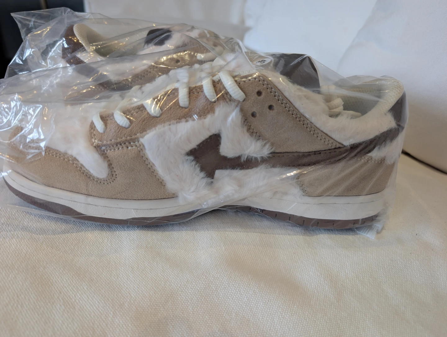 Neptun/Chibi custom Avatar: The Last Airbender Appa Sneakers,