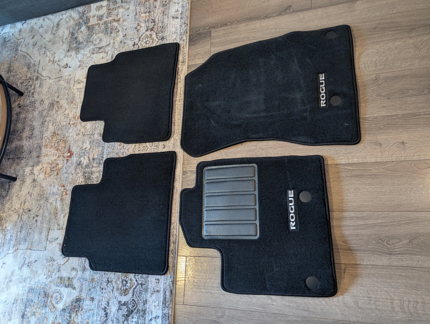 Nissan Rogue 2021 4-Piece Carpeted Floor Mats
