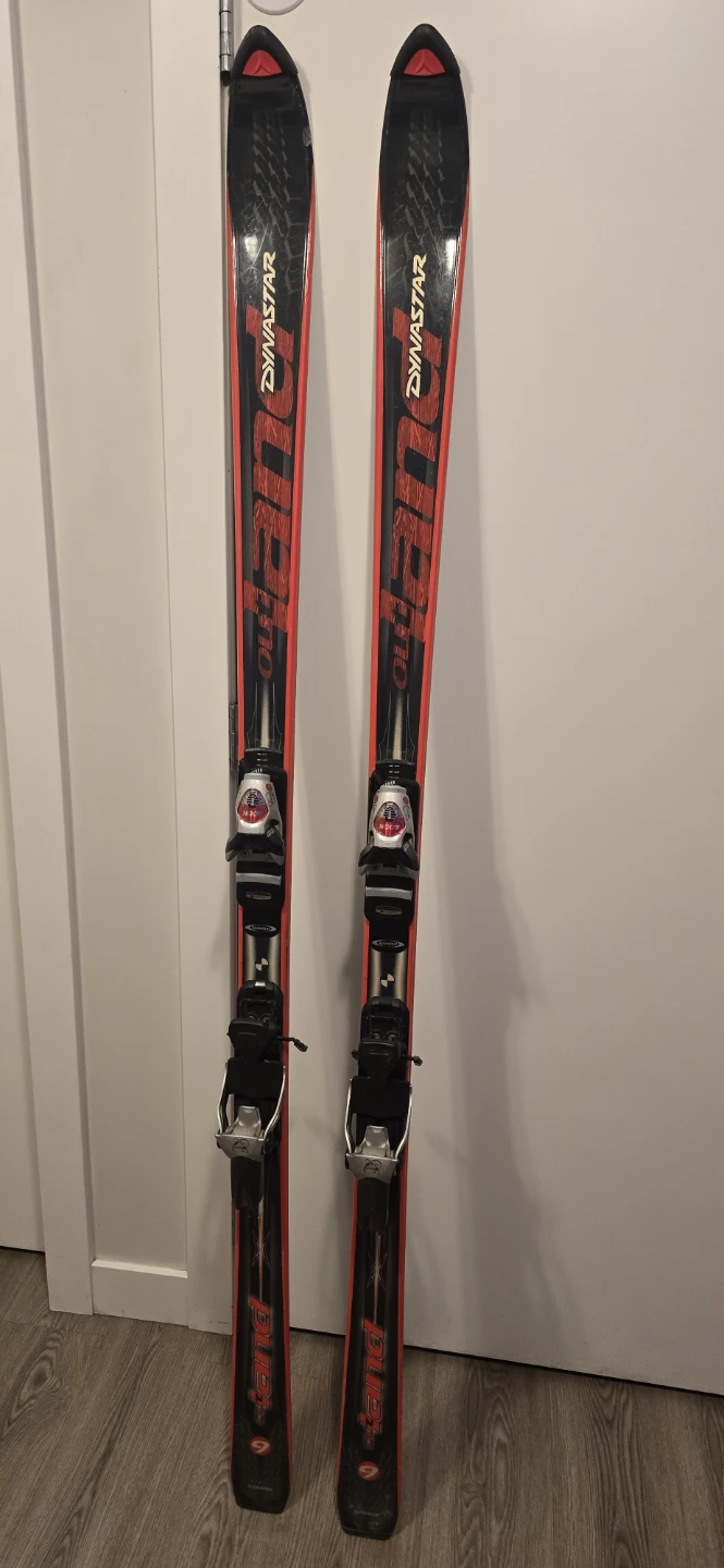 Dynastar Skis
