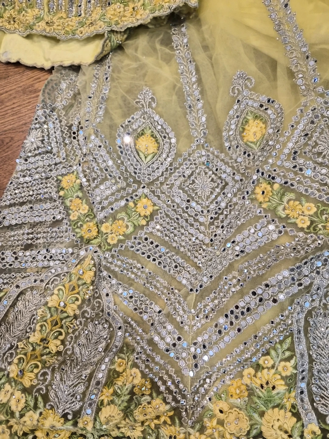 Yellow Lehenga Choli with Mirror Work - photo 2
