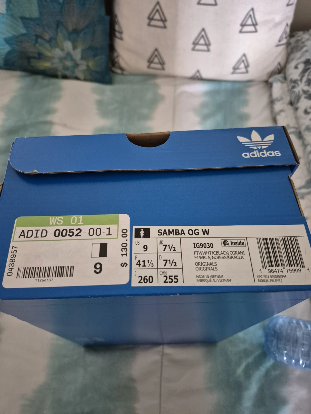 Brand new women Adidas shoes size 9 - photo 2