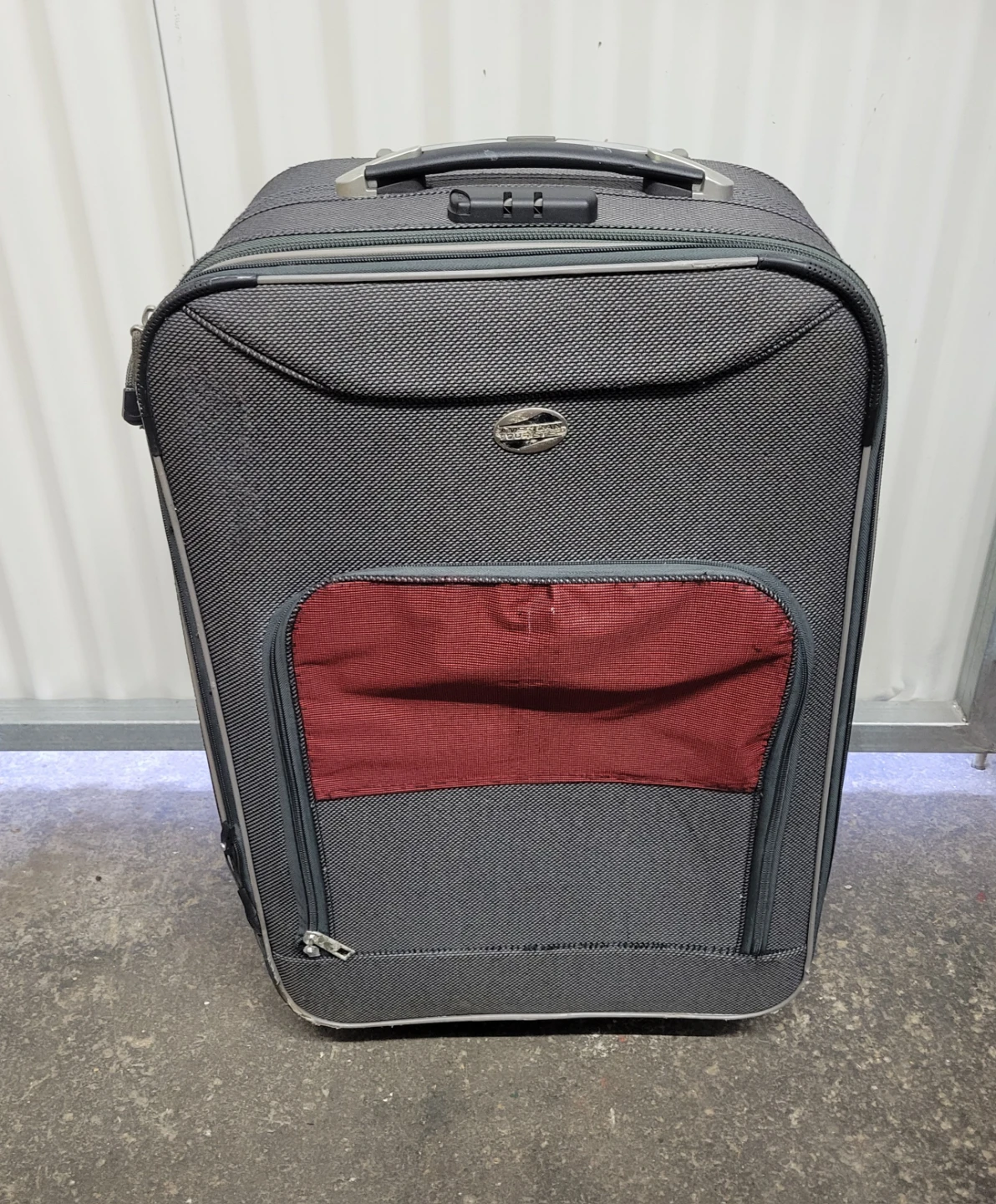 American Tourister Medium Suitcase