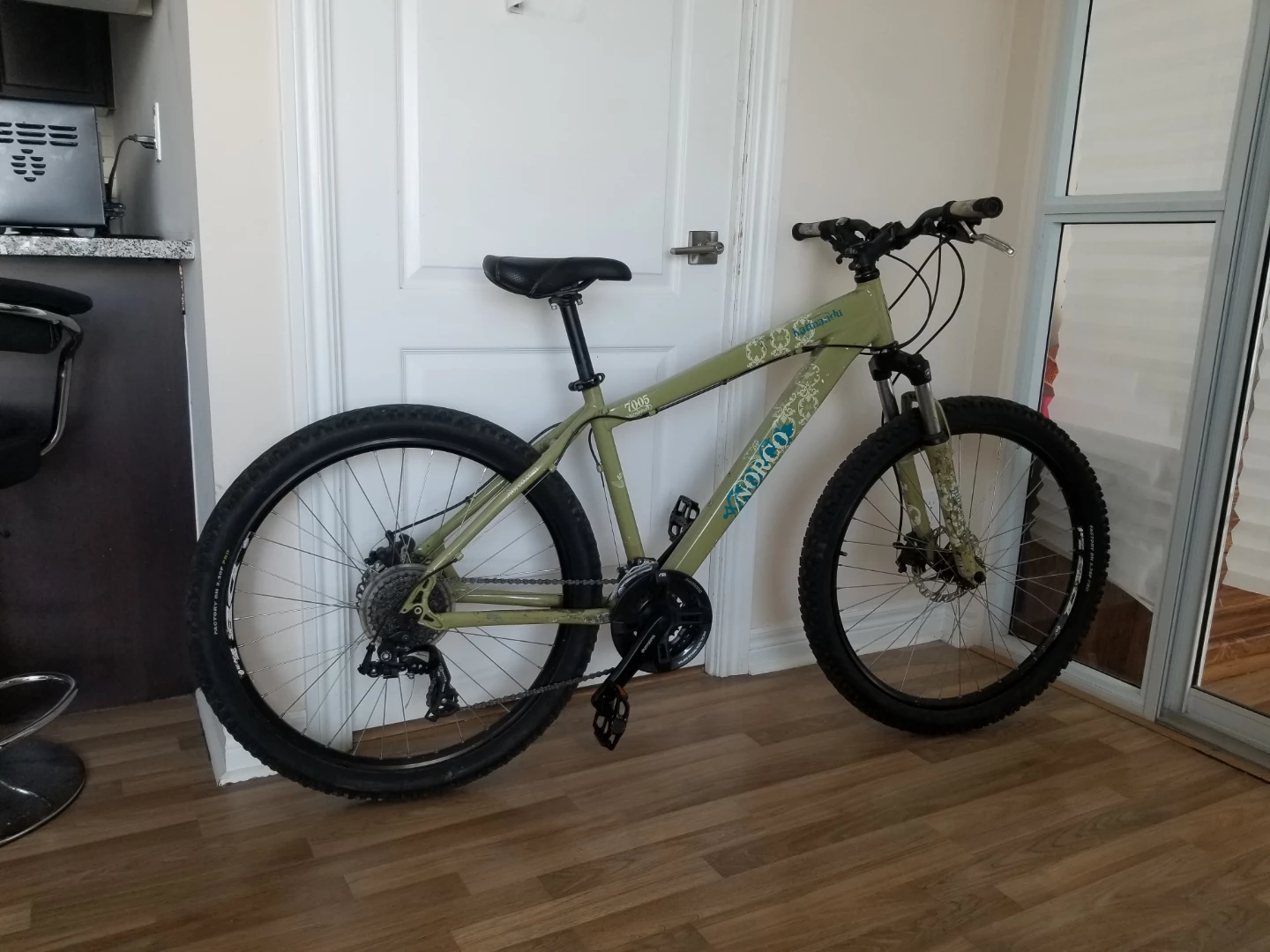Norco Katmandu downhill Mountain Bike frame medium tire size 26 - photo 5