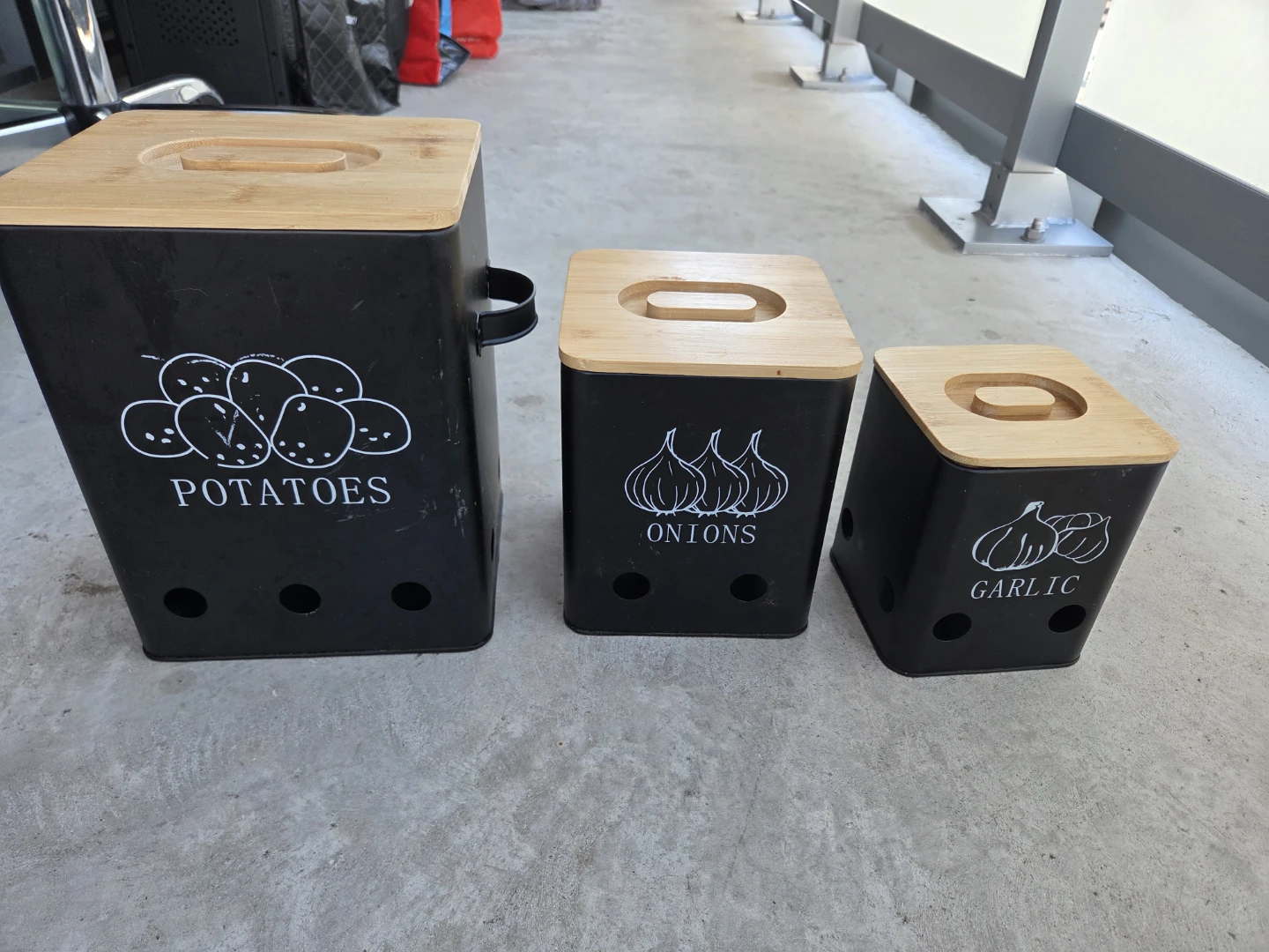 Set of 3 Vegetable Storage Canisters - photo 2