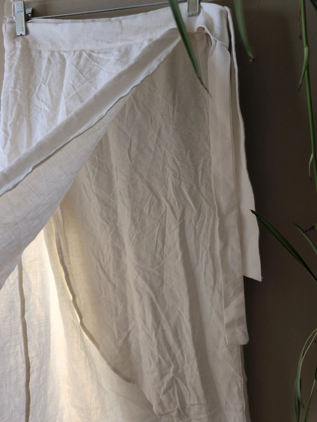 White Linen Wrap Skirt - photo 4