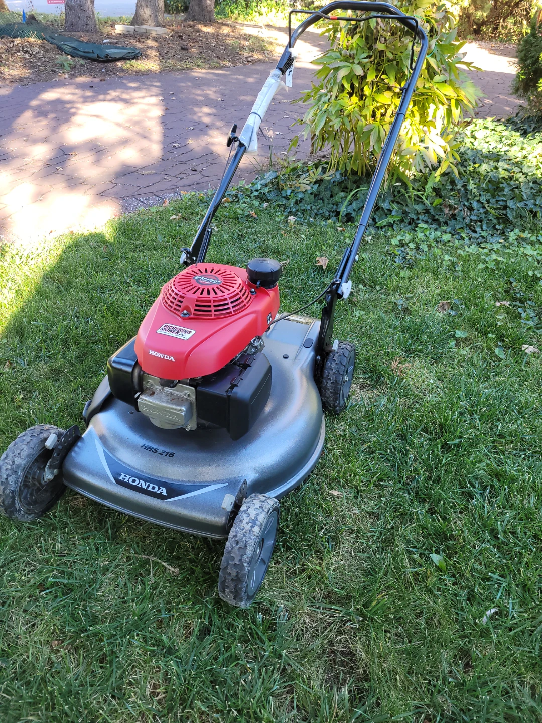 Honda HRS 216 Lawn Mower