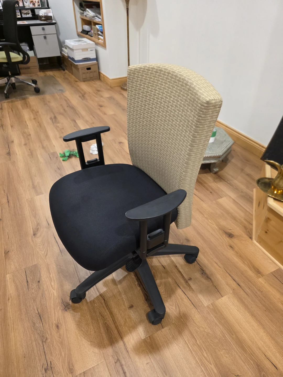 Teknion Office Chair - photo 3