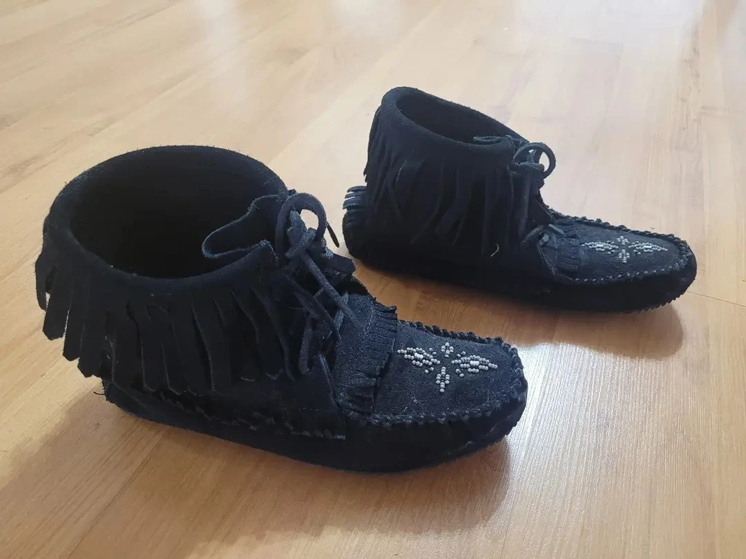 Manitobah Black Harvester Beaded Moccasins