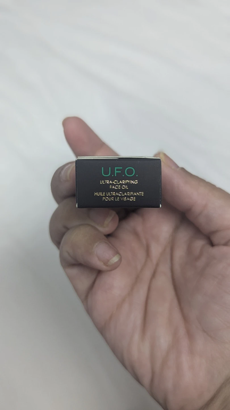 Sunday Riley U.F.O. Ultra-Clarifying Face Oil 5ml - photo 4