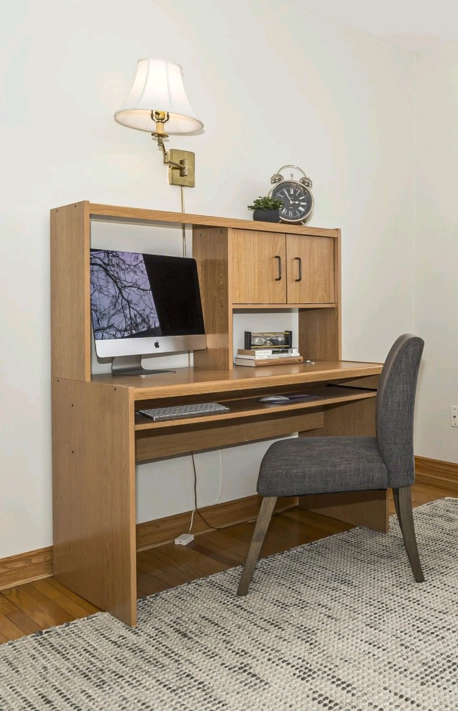 Student Computer desk with hutch