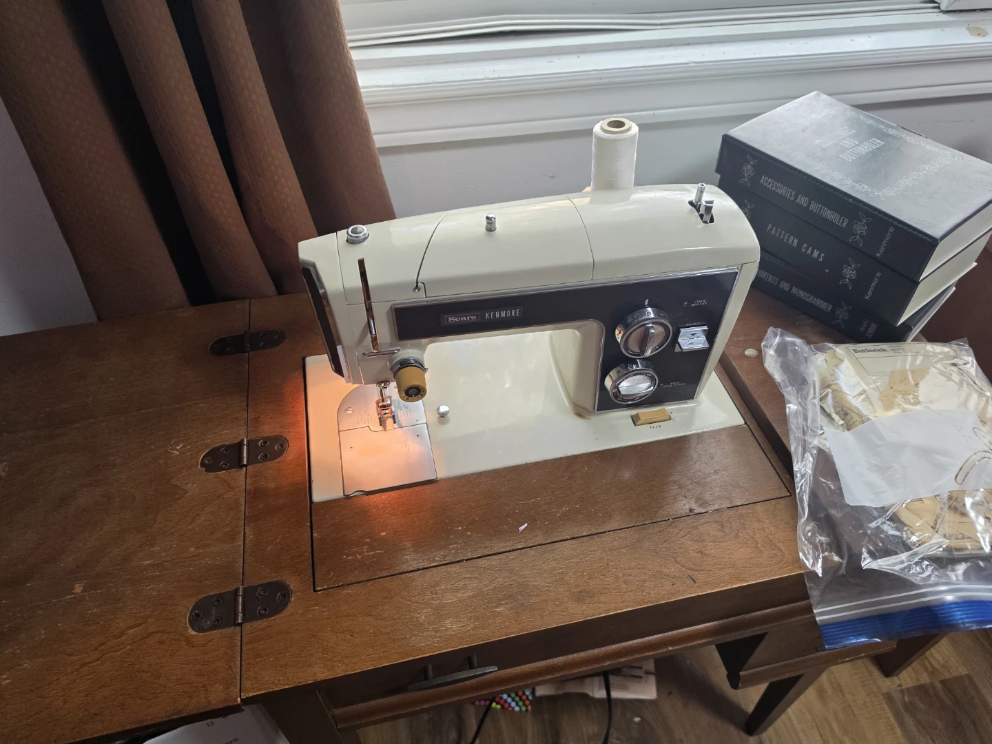 Vintage Sears Kenmore Sewing Machine with Accessories - photo 2