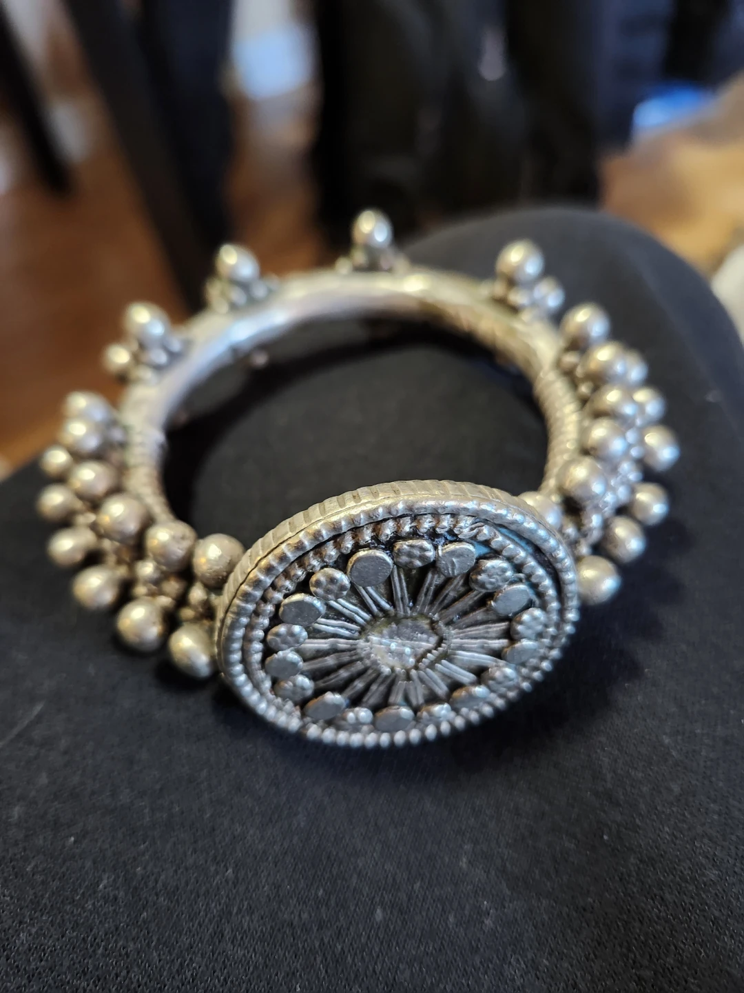 Sculptural bracelet is from Yemen’s Al-Dhahiyy region