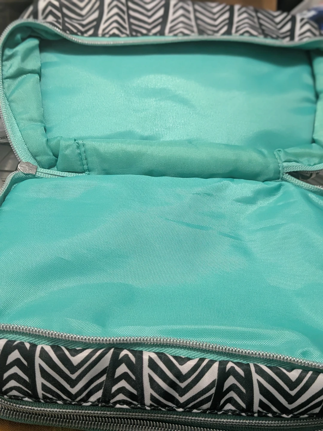 Sonia Kashuk Chevron Print Makeup Bag - photo 4