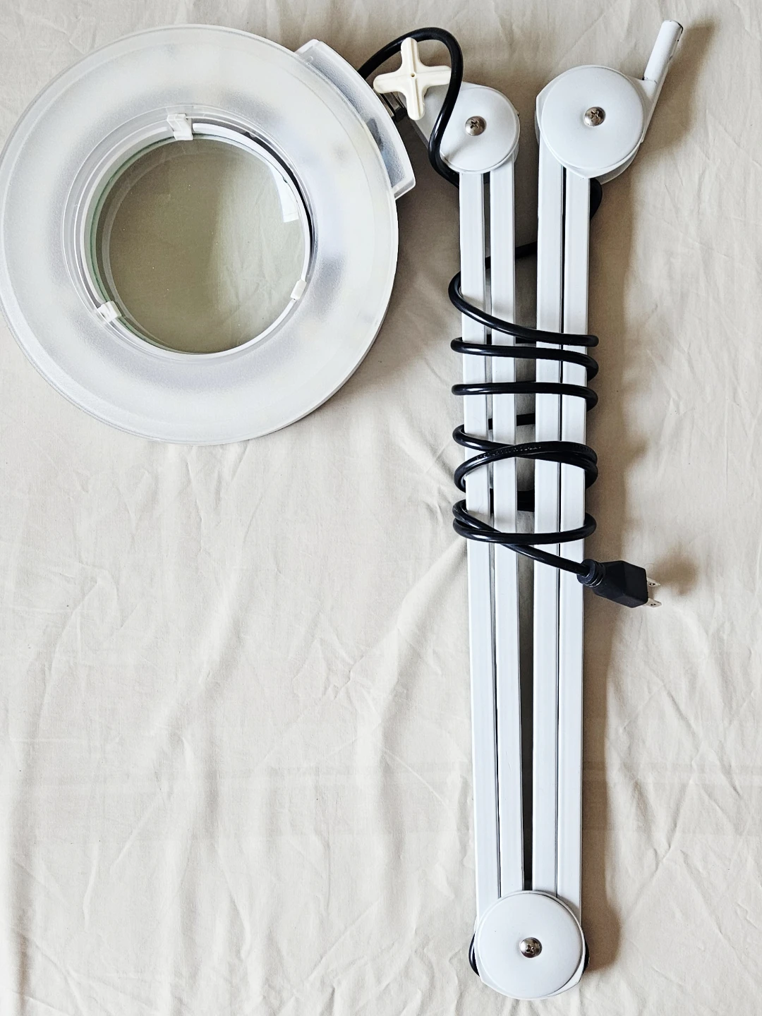 Professional Adjustable Magnifying LED Ring Light ✨️