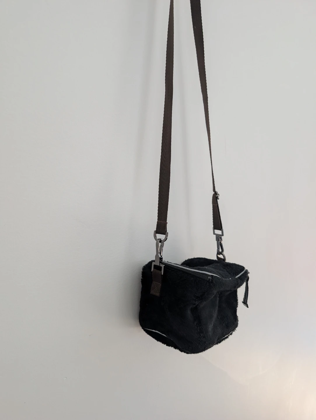S MaxMara Black Faux Fur Crossbody Bag - photo 2