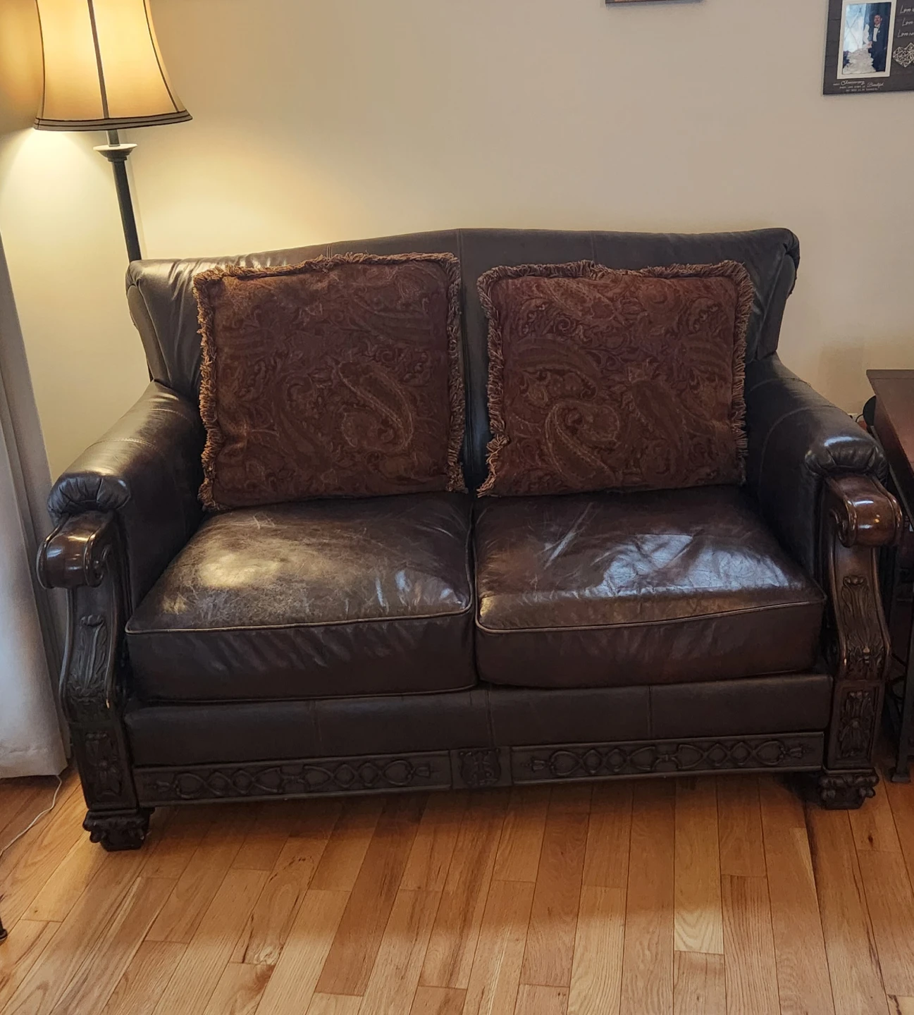 3 pcs Dark brown leather sofa and two loveseat set - photo 3