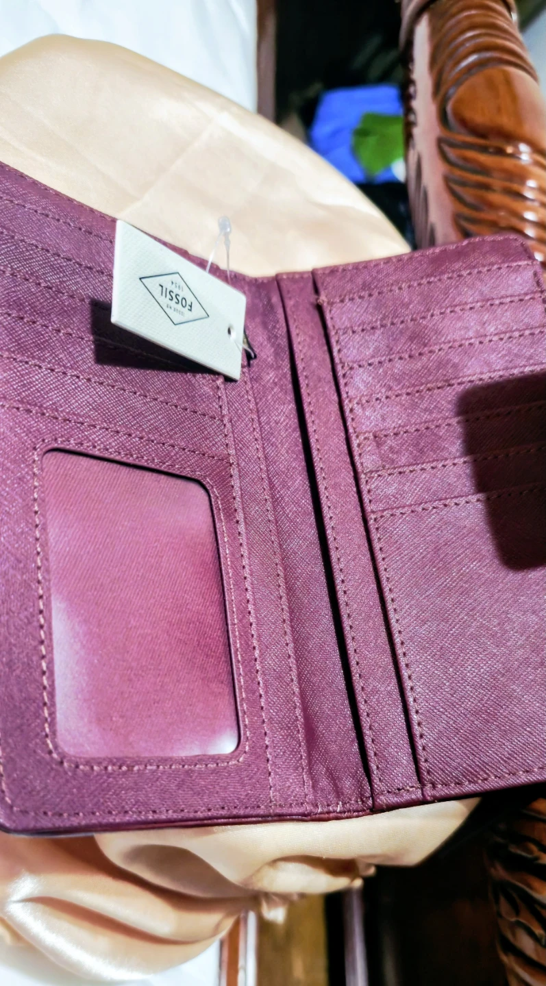 Fossil Burgundy Leather Wallet - photo 3