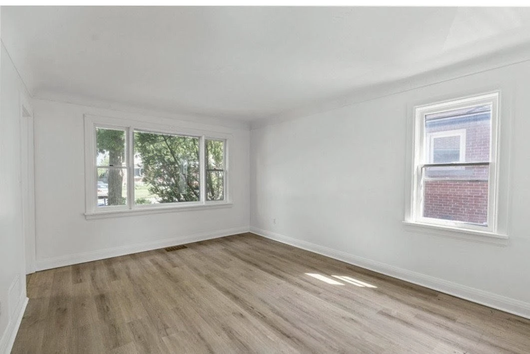 Spacious 4-Bedroom Unit for Rent – Hamilton Mountain - photo 3