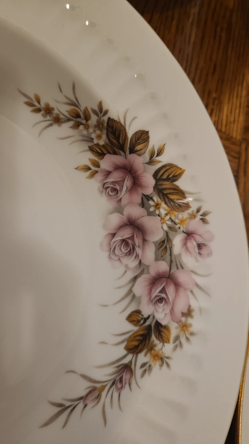 Set of 4 Floral Porcelain Bowls - photo 2