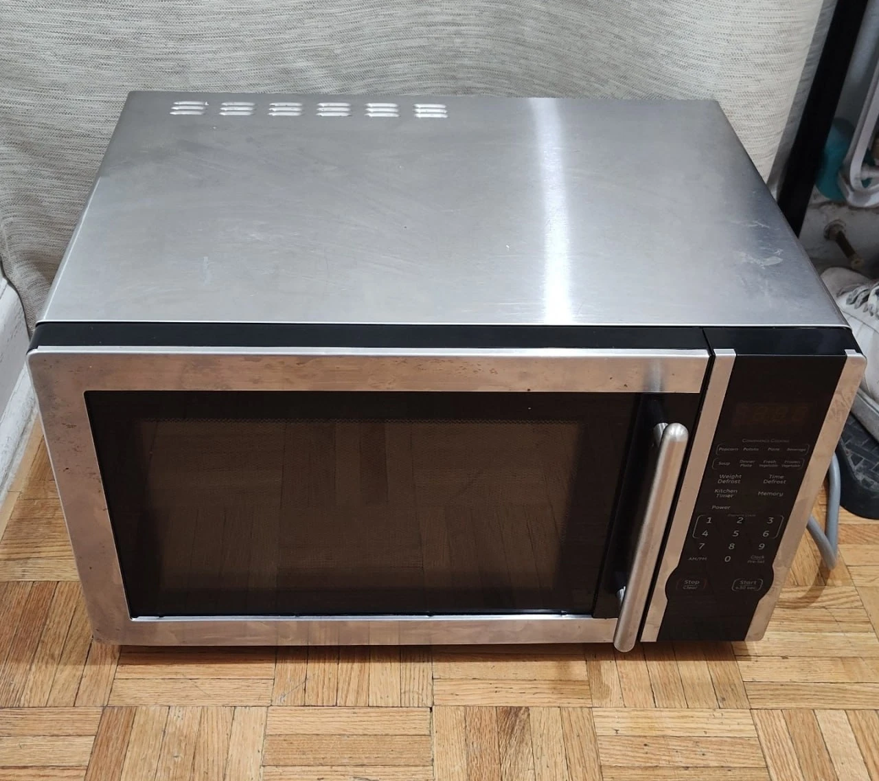 Mabe Stainless Steel Microwave 1000W Light Bulb Needs Replace