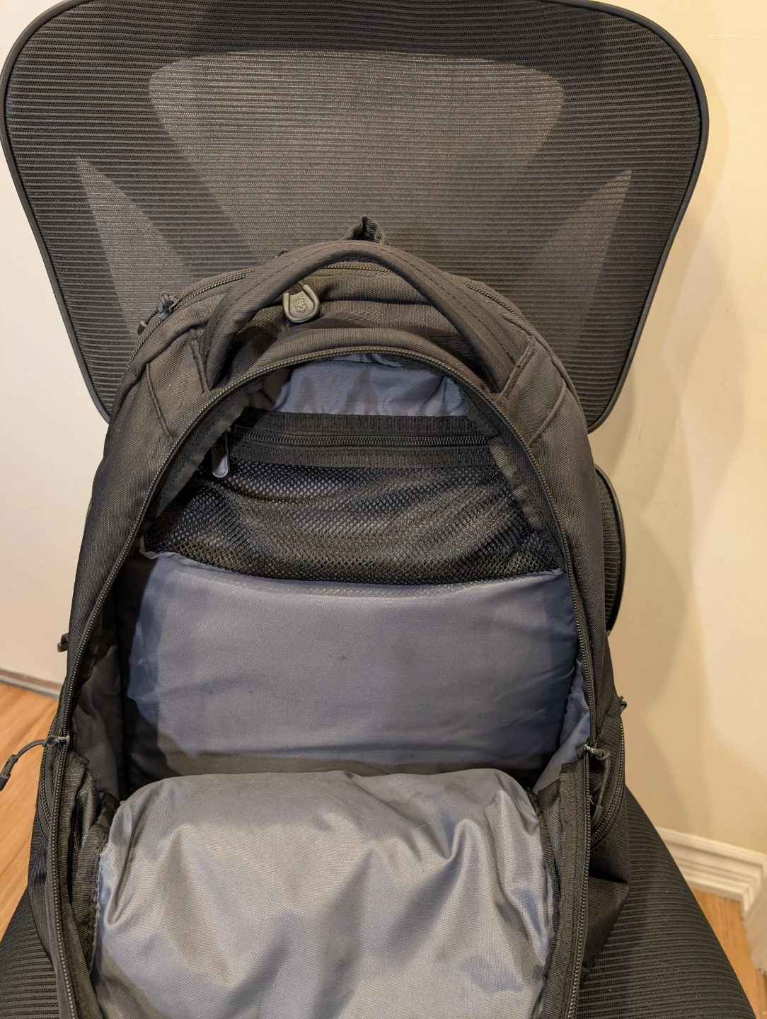 Victorinox Black Laptop Backpack - photo 3