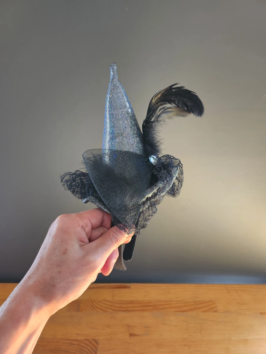Mini Witch Hat Headband with Feathers and Lace - photo 2
