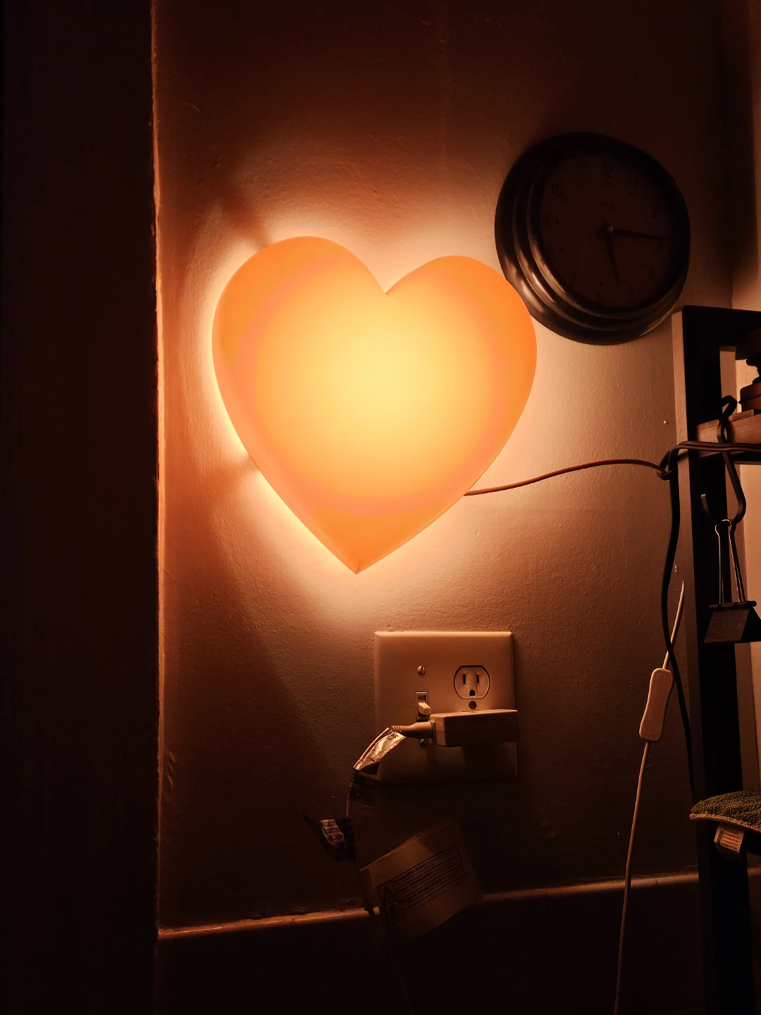 Heart-shaped wall lamp - photo 3
