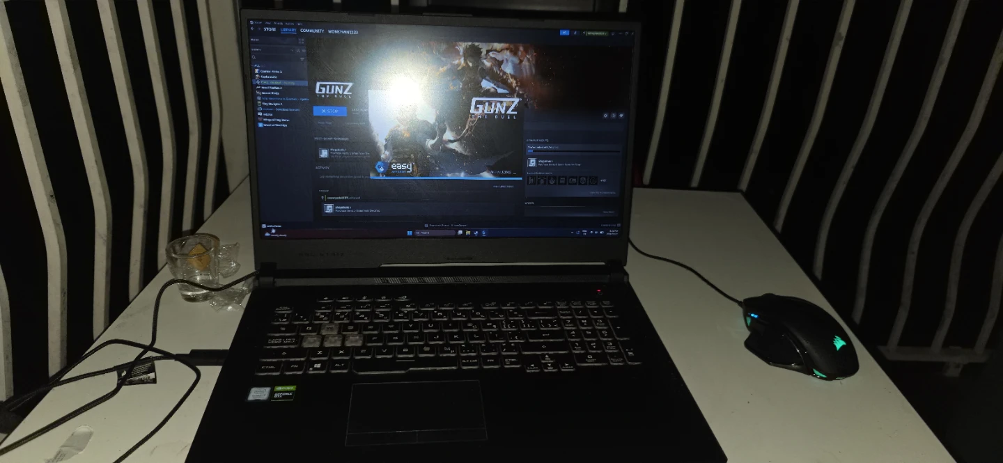 ASUS ROG Gaming Laptop - photo 3