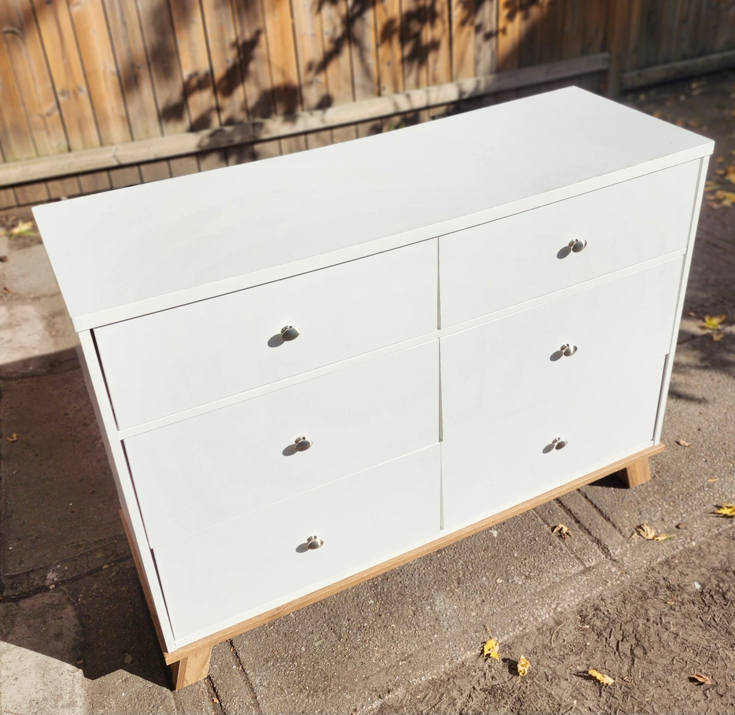 White 6-Drawer Dresser with Wood Base