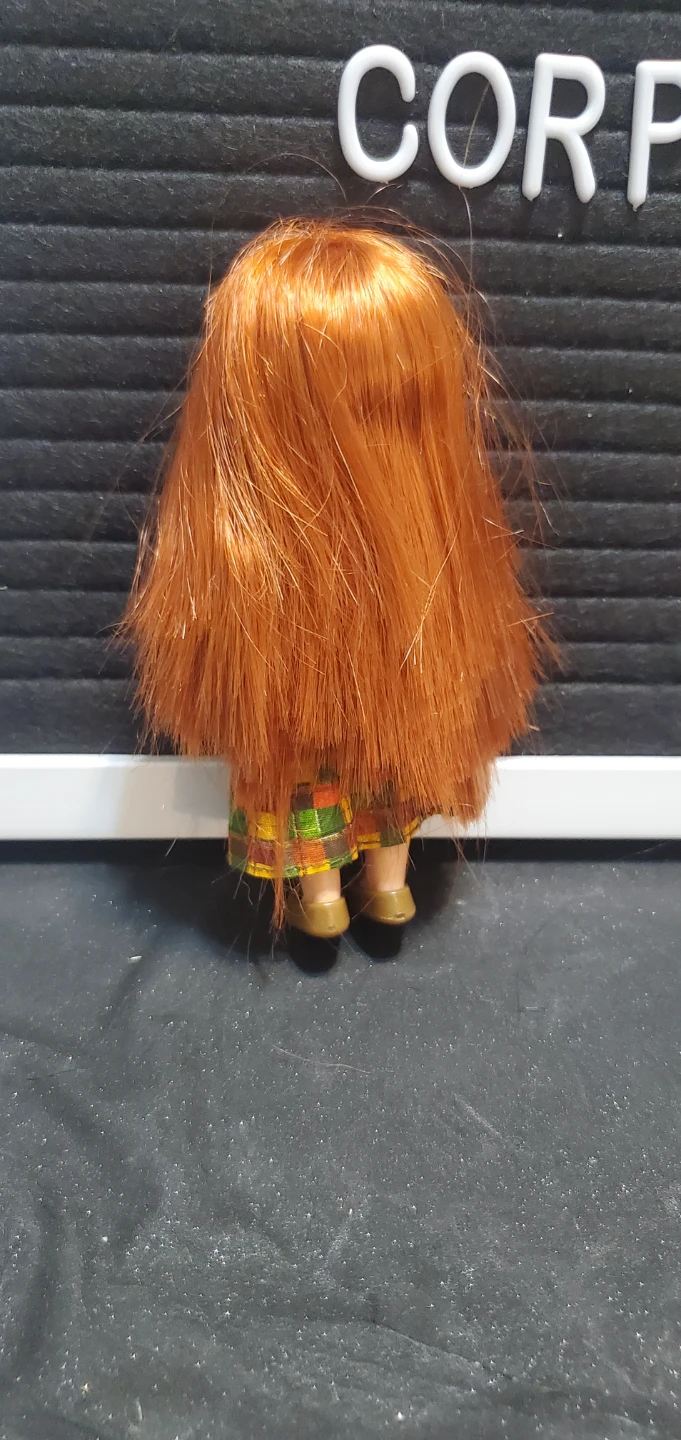 Mattel Barbie Ginger Doll 1994 - photo 3