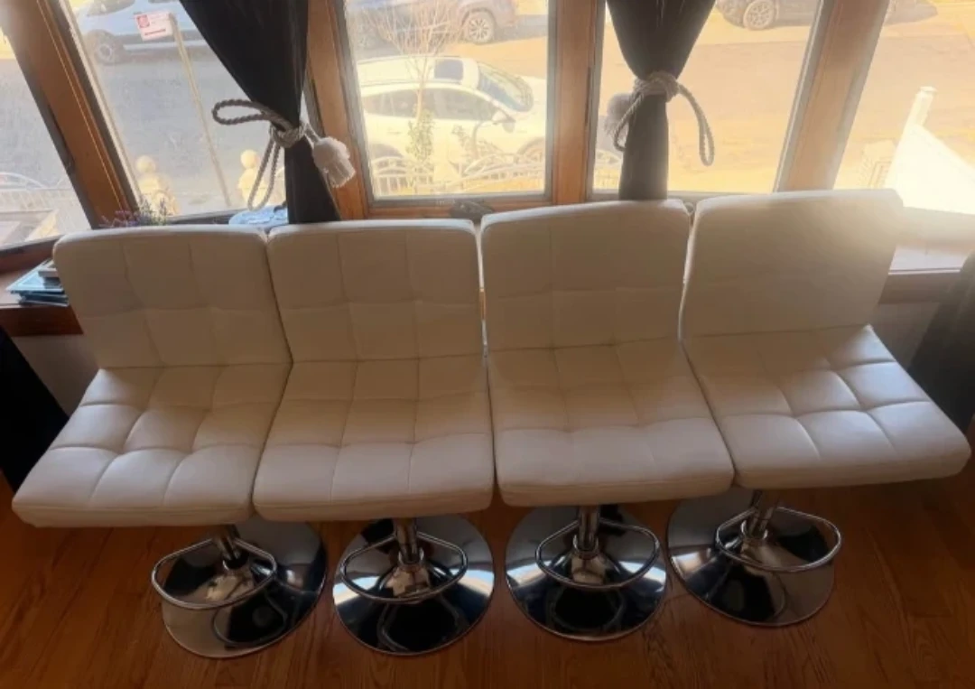 Free Set of 4 adjustable baar stools White Swivel Bar Stools - photo 2