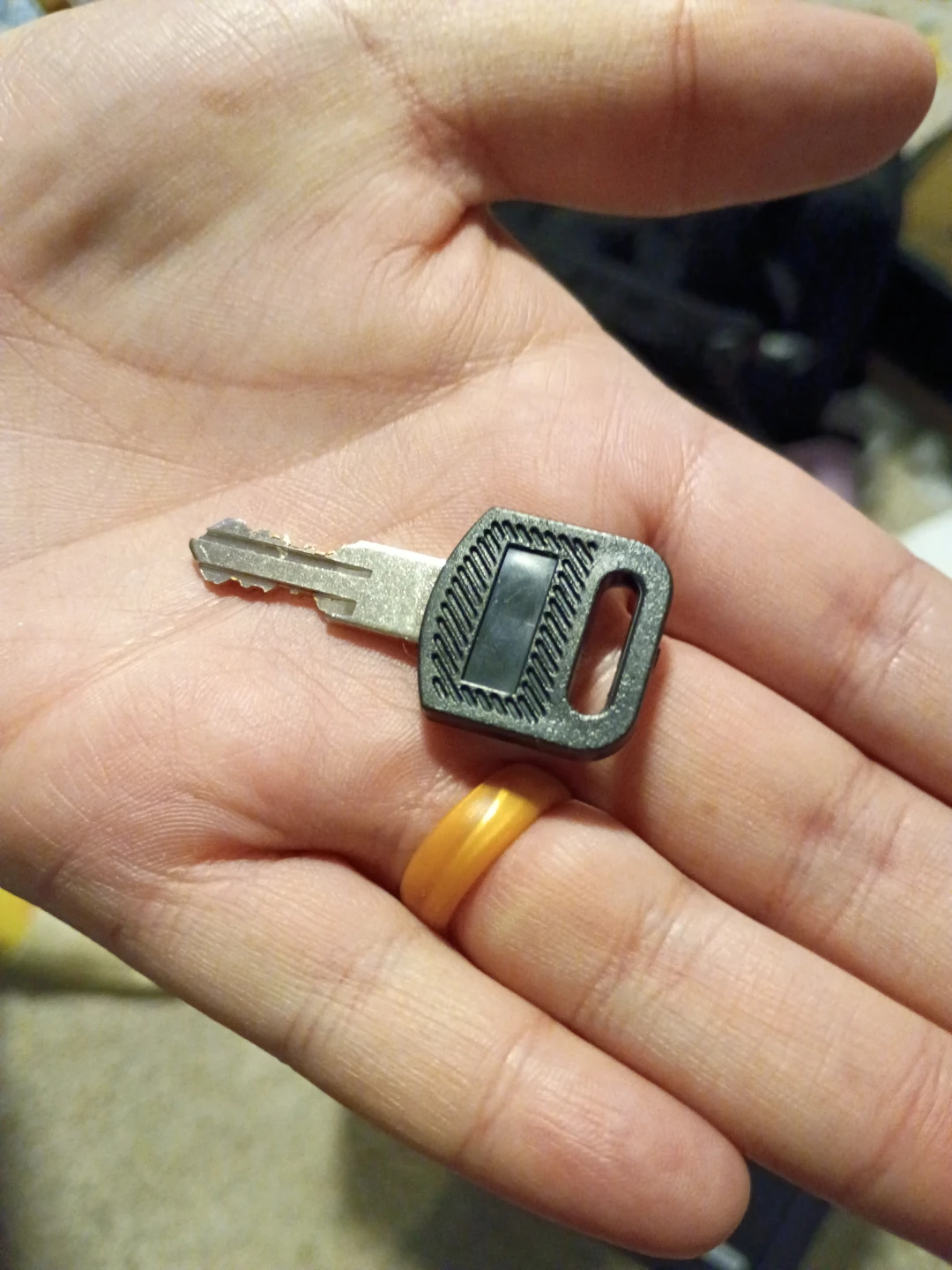 Safe w bolts , manual and a key - photo 3