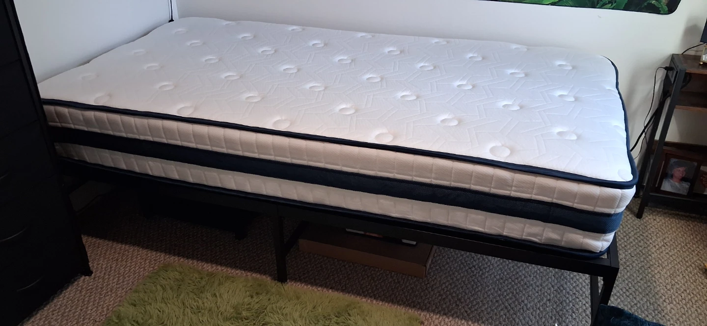 Twin size mattress - photo 2