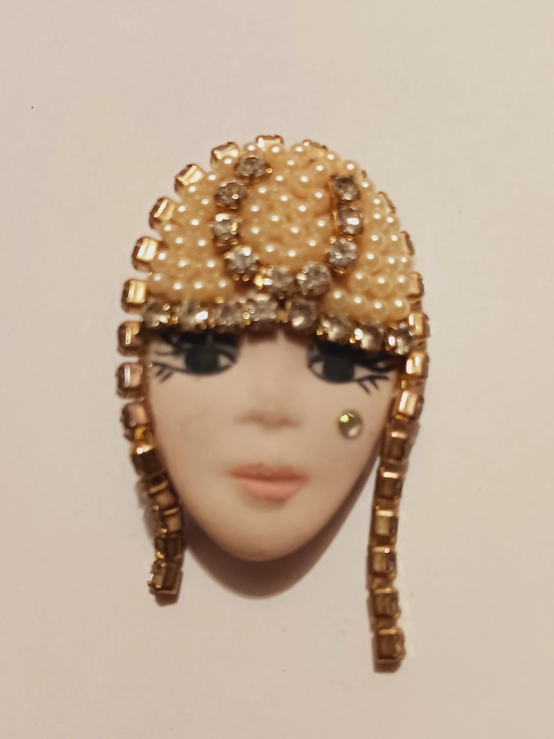 Cute Vintage Lady Head Brooch - photo 3