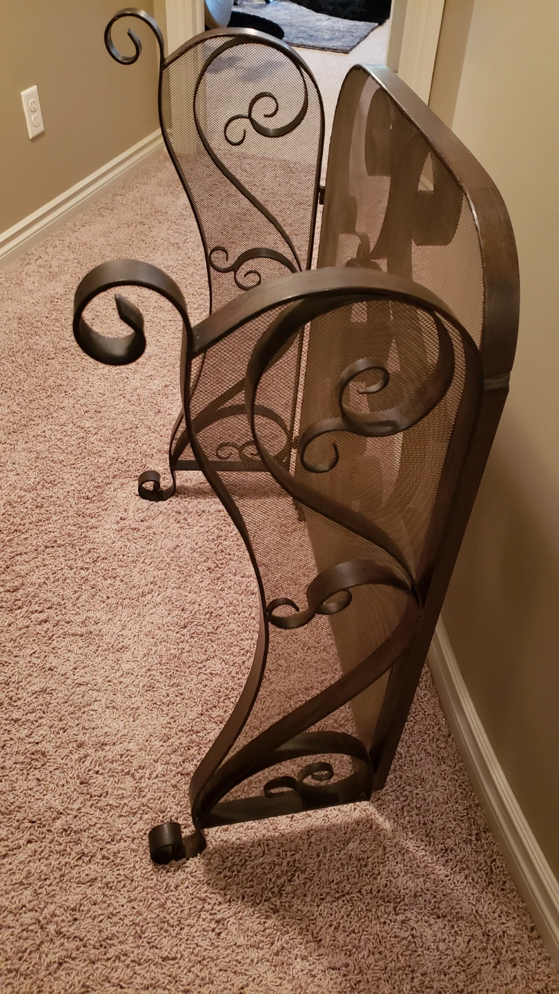 Daymeion Metal Fireplace Screen.Quite Heavy. - photo 3