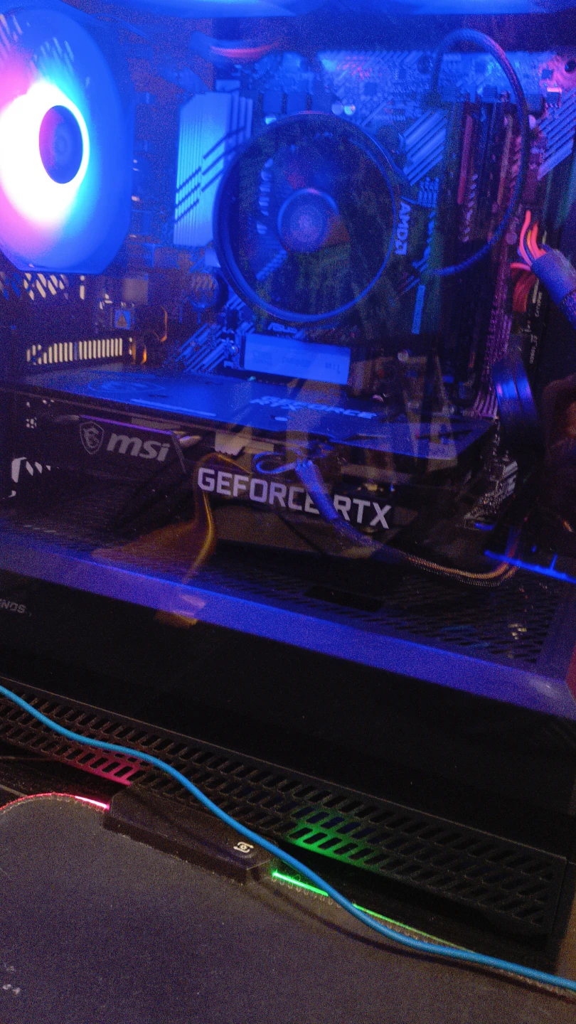 MSI Gaming Desktop with GeForce RTX 3060 OC 12GB - photo 2
